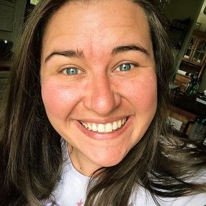 Meet your Posher, Stefanie